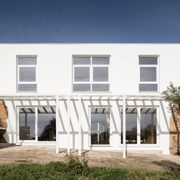 dbA. arquitectura - Casa Orca (Sérgio Garcês Marques)