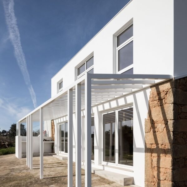 dbA. arquitectura - Casa Orca (Sérgio Garcês Marques)
