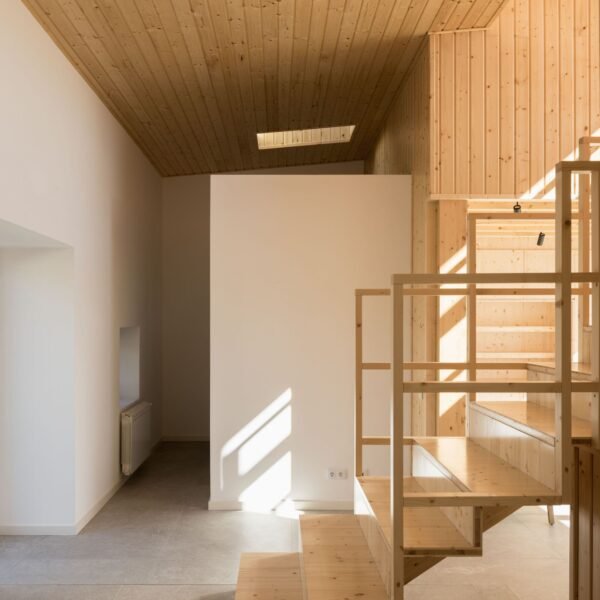 dbA. arquitectura - Casa Orca (Sérgio Garcês Marques)