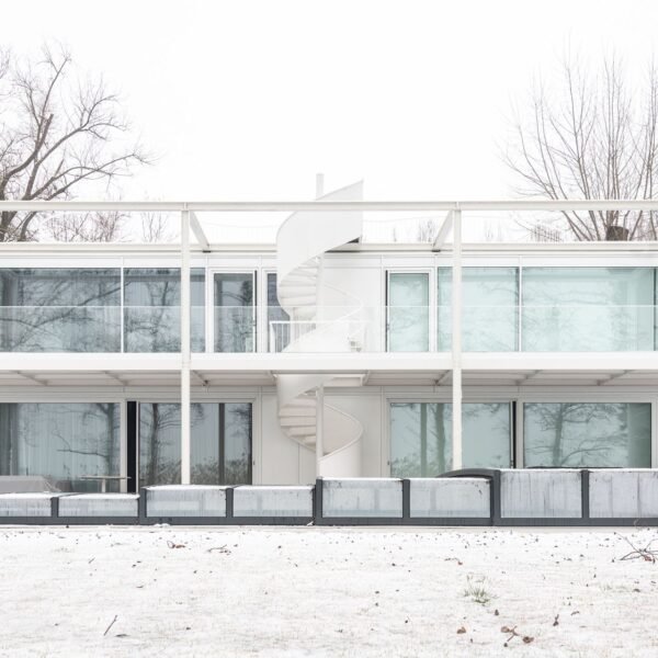 építész stúdió - Casa de vacaciones doble a orillas del lago Balaton (Norbert Juhász)