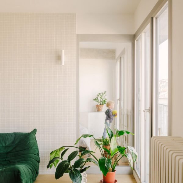 Olivia Fauvelle Architecture - Reforma de apartamento (Maxime Verret)
