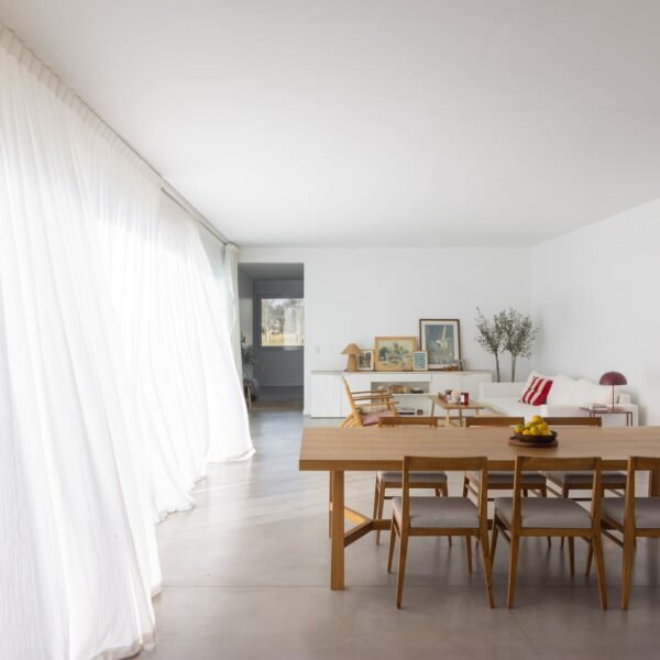 Meneghetti Arquitectos - Casa Monte (Fernando Schapochnik)