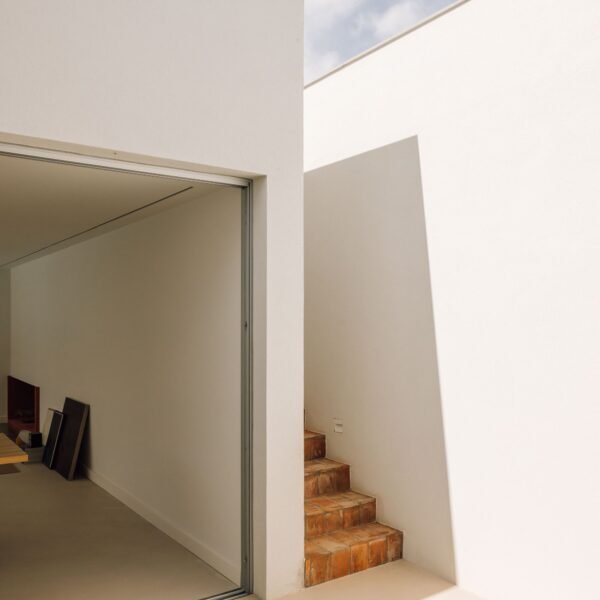 Desvão Atelier - Casa HD (Lourenço Teixeira de Abreu)