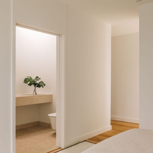 Desvão Atelier - Casa HD (Lourenço Teixeira de Abreu)