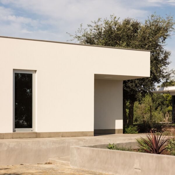 Desvão Atelier - Casa HD (Lourenço Teixeira de Abreu)