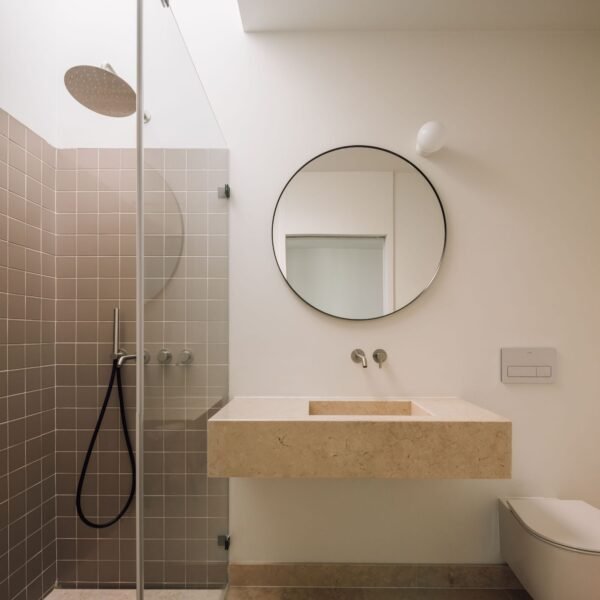 Desvão Atelier - Casa HD (Lourenço Teixeira de Abreu)