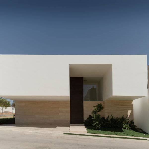 Ha Studio - Casa Parrain (Luz Imelda Castillo)