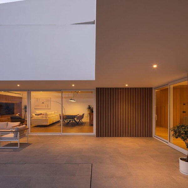 DTR Studio - Casa Mengíbar (Juanan Barros)
