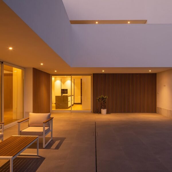 DTR Studio - Casa Mengíbar (Juanan Barros)