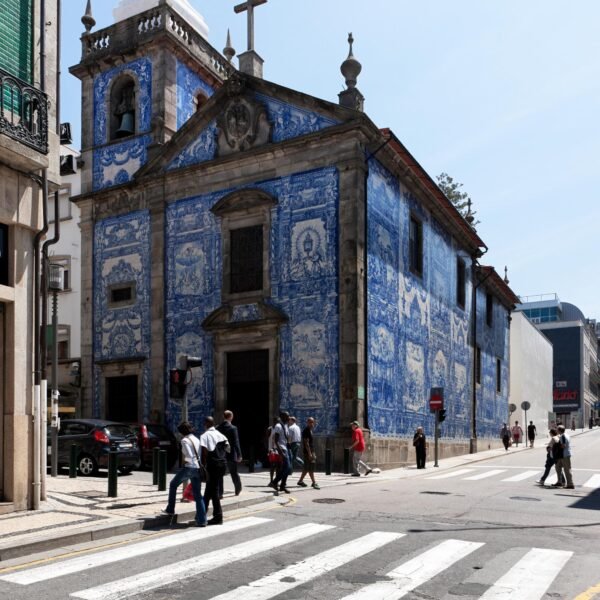 Estación de Metro de Bolhão - Eduardo Souto de Moura (Luis Ferreira Alves)
