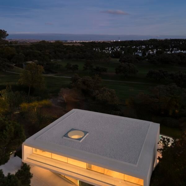 Fran Silvestre Arquitectos - Villa Laván (Fernando Guerra)