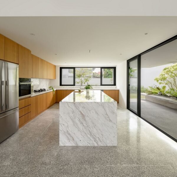 Fabian Tan Architect - Casa Flovik (Bricksbegin)