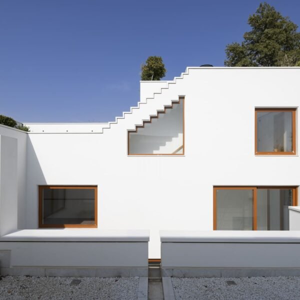 Maziar and Colleagues - Casa Boutique de Saaed (Parham Taghioff)
