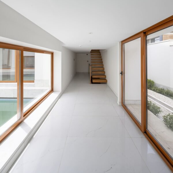 Maziar and Colleagues - Casa Boutique de Saaed (Parham Taghioff)