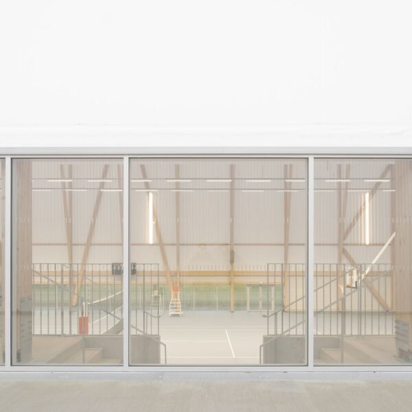Onze04 arquitectes - Complejo deportivo y cultural Joséphine Baker - Marie-José Perec (Juan Cardona)