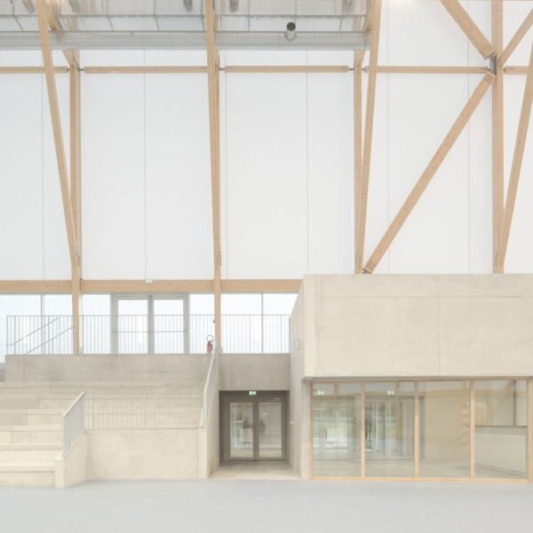 Onze04 arquitectes - Complejo deportivo y cultural Joséphine Baker - Marie-José Perec (Juan Cardona)