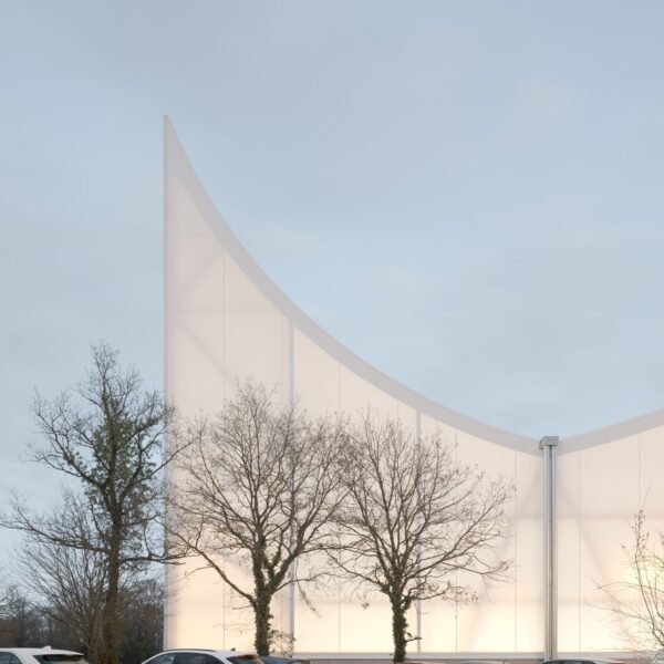 Onze04 arquitectes - Complejo deportivo y cultural Joséphine Baker - Marie-José Perec (Juan Cardona)