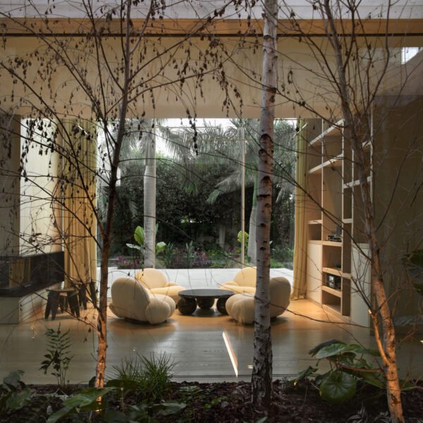 Ramón Esteve Estudio - Casa Jacaranda (Mariela Apollonio)