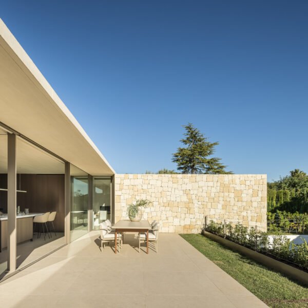 Gallardo Llopis Arquitectos - Casa en Monte Alcedo (Germán Cabo)