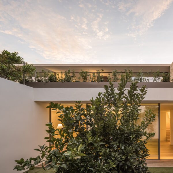 Gallardo Llopis Arquitectos - Casa en Monte Alcedo (Germán Cabo)