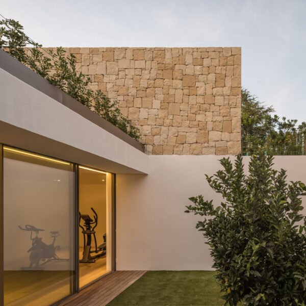 Gallardo Llopis Arquitectos - Casa en Monte Alcedo (Germán Cabo)
