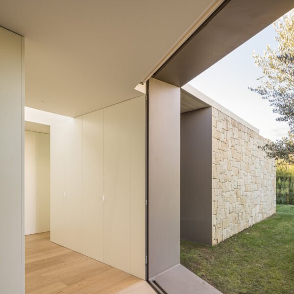 Gallardo Llopis Arquitectos - Casa en Monte Alcedo (Germán Cabo)