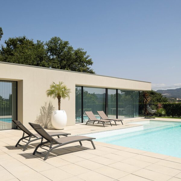 Inception Architects Studio - Casa HC (Ivo Tavares Studio)