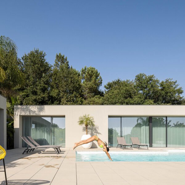 Inception Architects Studio - Casa HC (Ivo Tavares Studio)