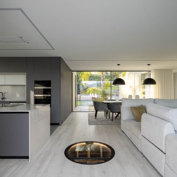 Inception Architects Studio - Casa HC (Ivo Tavares Studio)