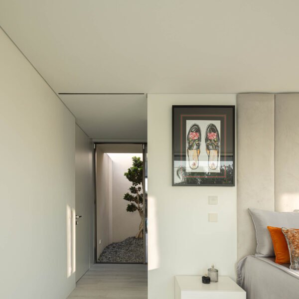 Inception Architects Studio - Casa HC (Ivo Tavares Studio)