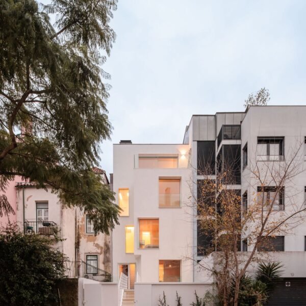 Joao Tiago Aguiar - Edificio Fc & Dsz Belem (Francisco Nogueira)