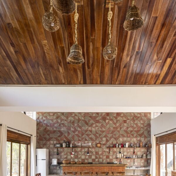 Lins Arquitetos Associados - Casa Arajara (Joana França)