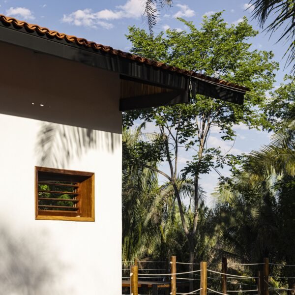 Lins Arquitetos Associados - Casa Arajara (Joana França)