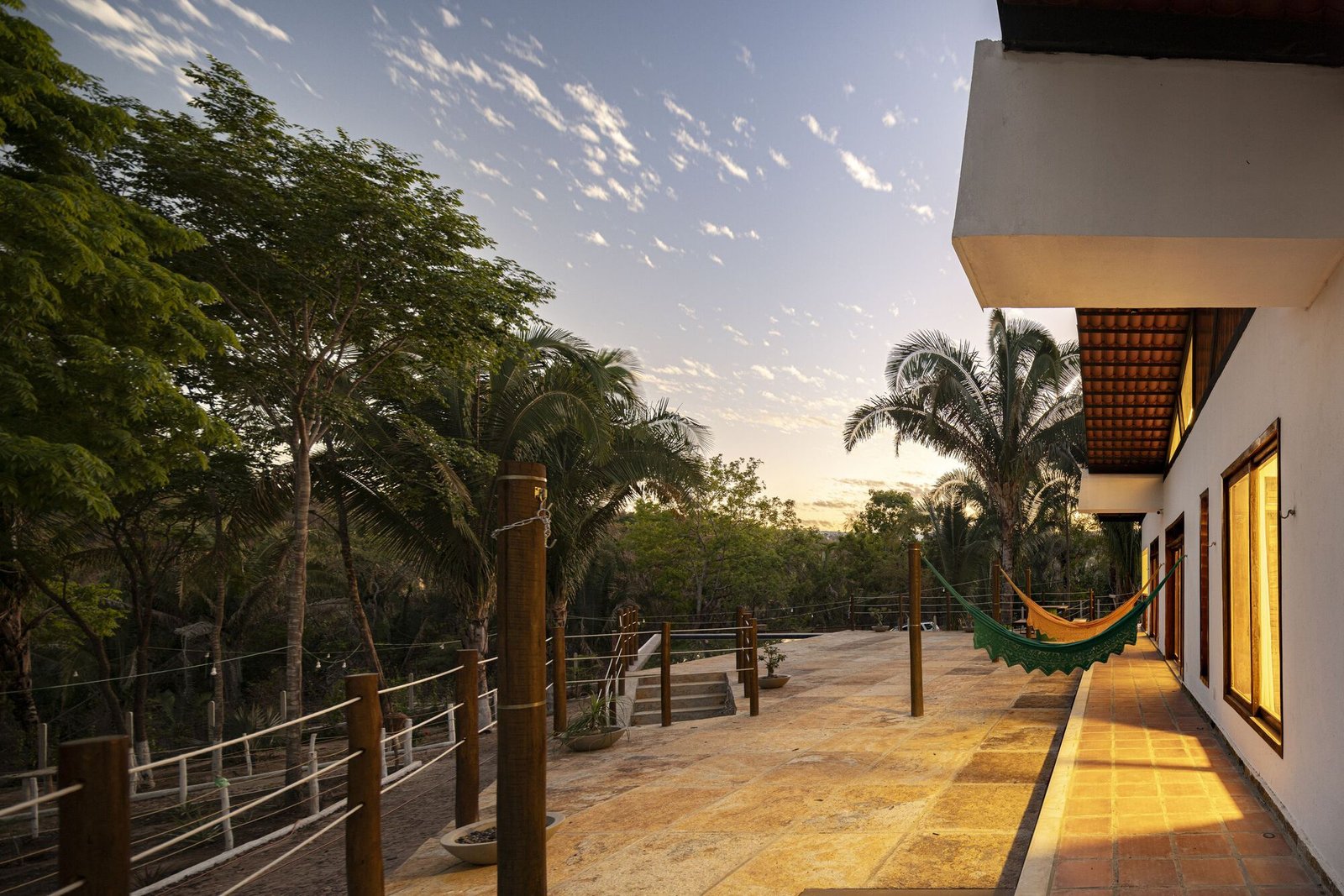 Lins Arquitetos Associados - Casa Arajara (Joana França)