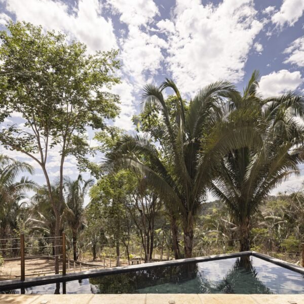 Lins Arquitetos Associados - Casa Arajara (Joana França)
