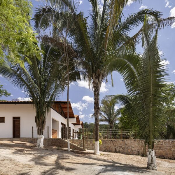 Lins Arquitetos Associados - Casa Arajara (Joana França)