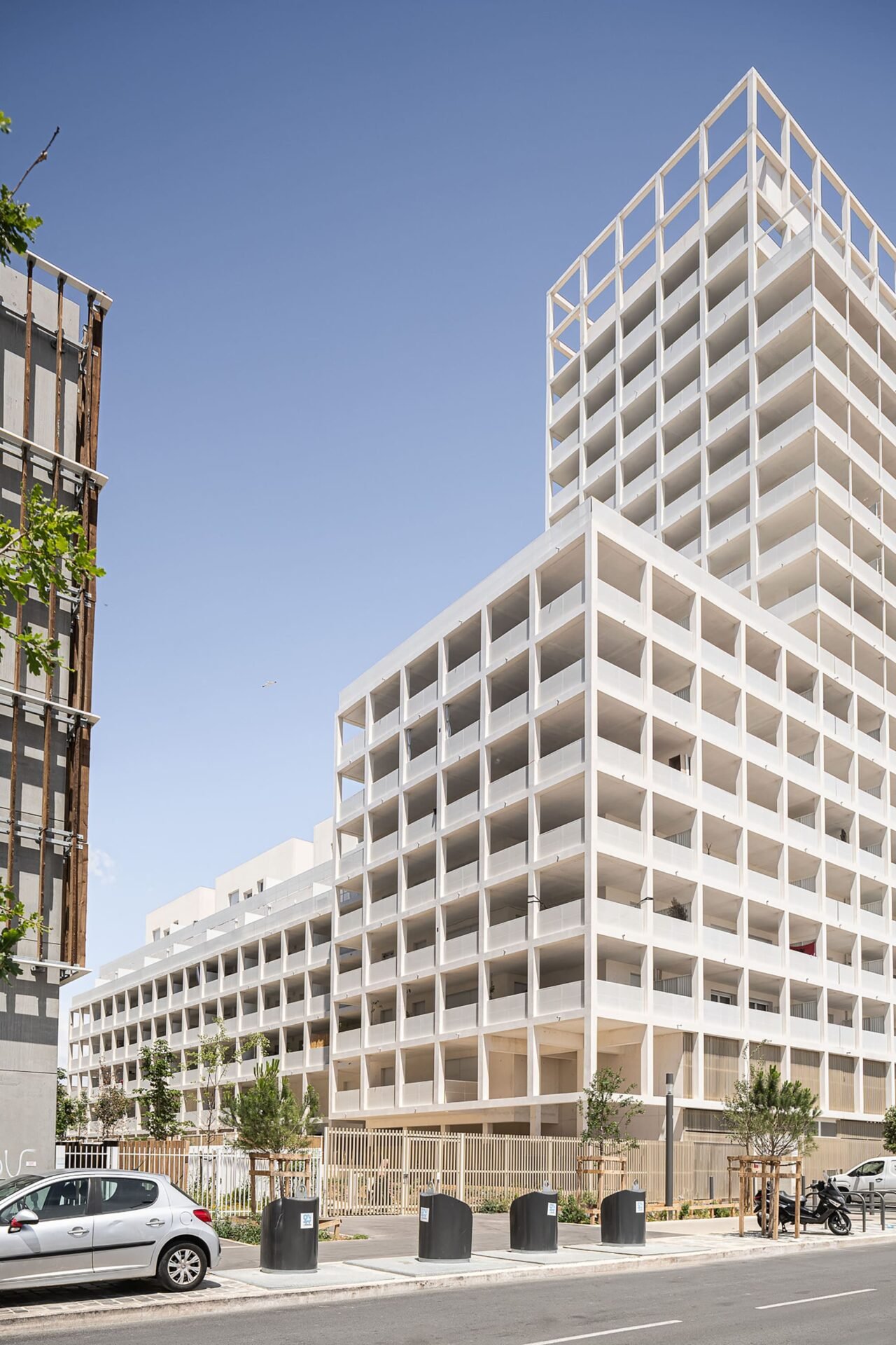Rémy MARCIANO architecte - Edificio Mixto Mediterráneo Alpha XXL (Stéphane Aboudaram - we are content (s))