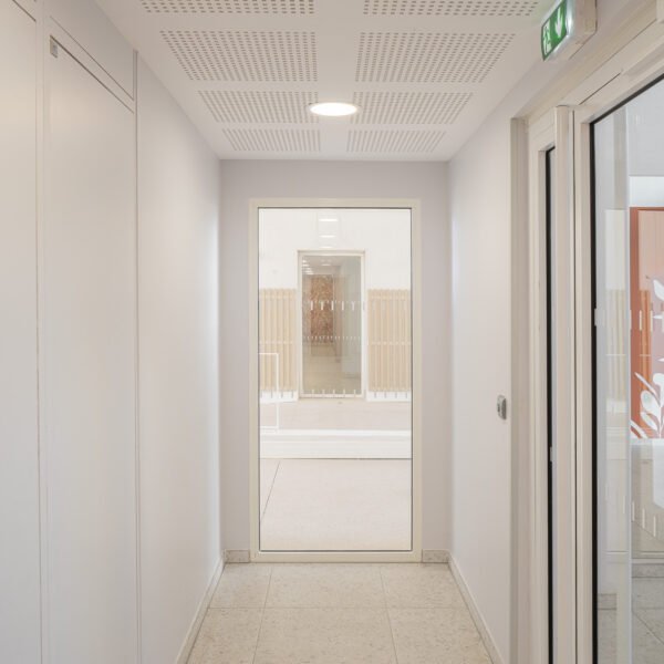 Rémy MARCIANO architecte - Edificio Mixto Mediterráneo Alpha XXL (Stéphane Aboudaram - we are content (s))