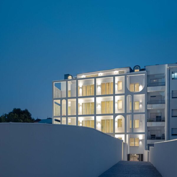 Masslab - Apartamentos Vila Catarina (Ivo Tavares Studio)