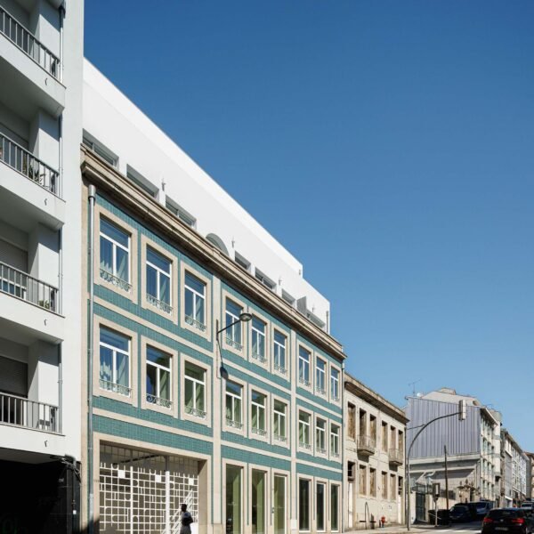 Masslab - Apartamentos Vila Catarina (Ivo Tavares Studio)
