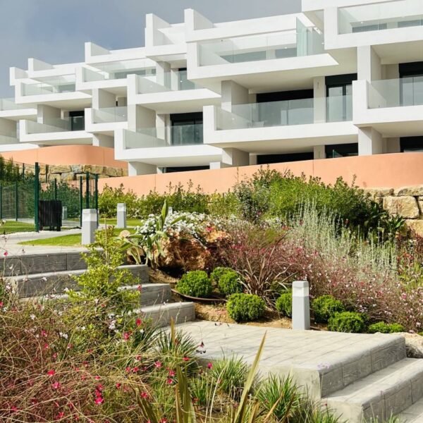 Solano & Catalán Arquitectos - Viviendas frente al mediterráneo (Solano & Catalán Arquitectos)