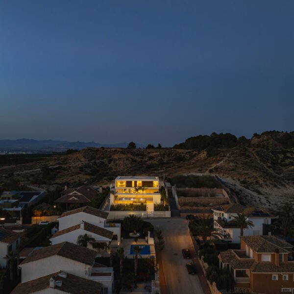 SrtaRottenmeier - Casa Enmarcada (Pedro Noguera)