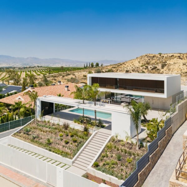SrtaRottenmeier - Casa Enmarcada (Pedro Noguera)
