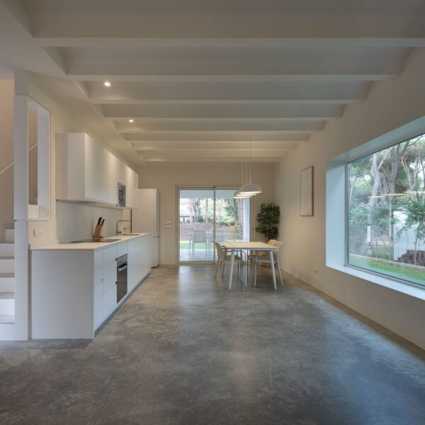 Studio Swes Arquitectos - Casa en Roche (Fernando Alda)