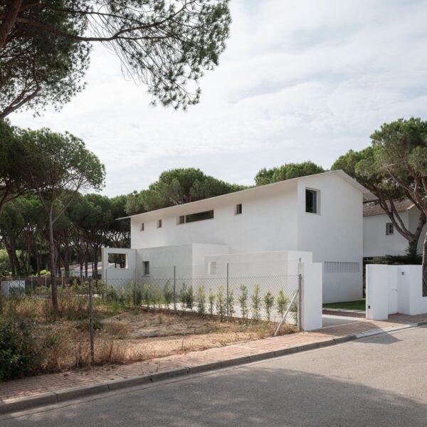 Studio Swes Arquitectos - Casa en Roche (Fernando Alda)