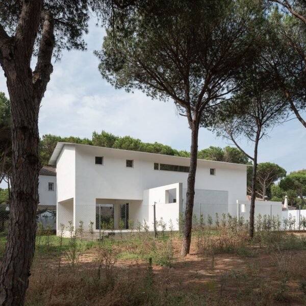 Studio Swes Arquitectos - Casa en Roche (Fernando Alda)