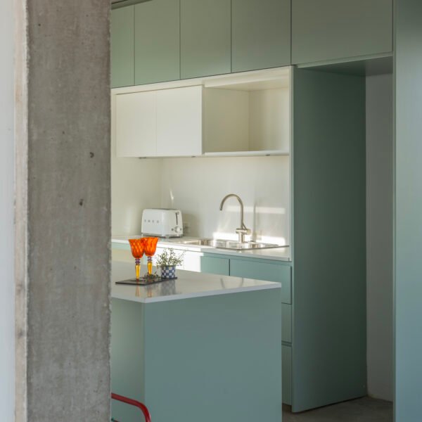 soda + Mila Ramirez Estudio - Casa de los tres patios (Bruto Studio)