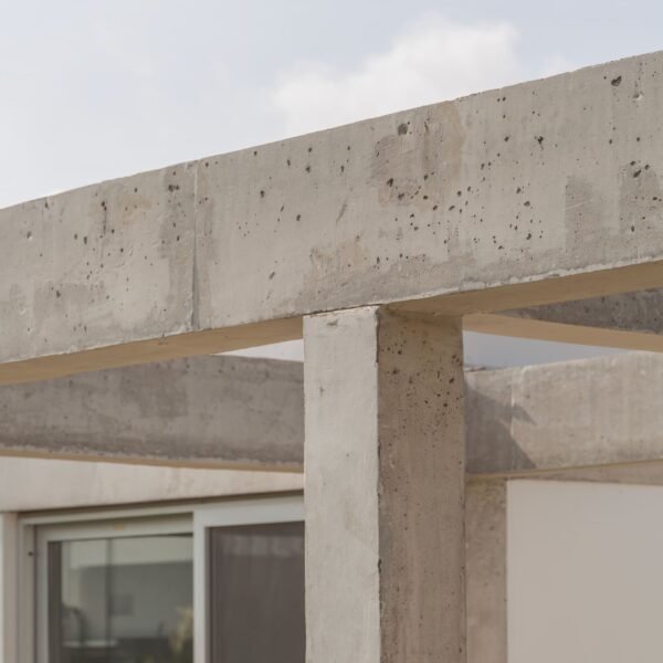 soda + Mila Ramirez Estudio - Casa de los tres patios (Bruto Studio)