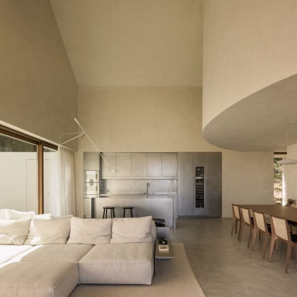 Atelier Matteo Arnone + Falcão Tuan Arquitectos + Core Concept - Casa para dos Dj (Federico Cairoli)