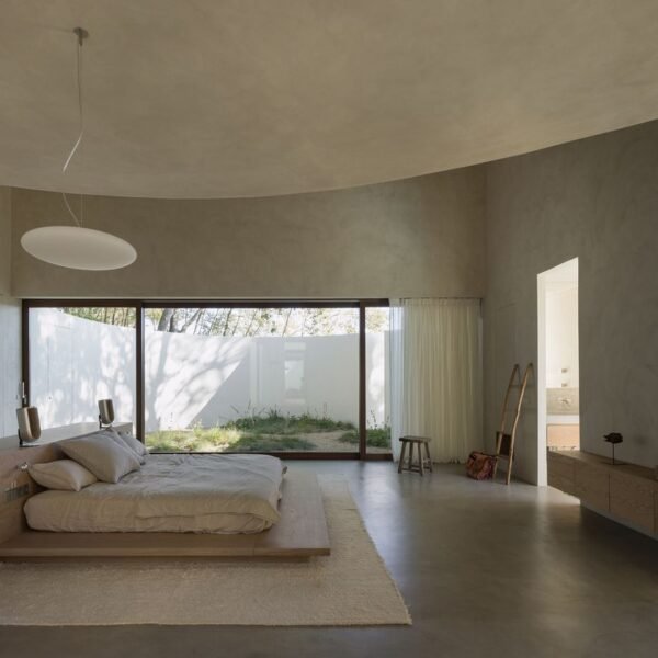 Atelier Matteo Arnone + Falcão Tuan Arquitectos + Core Concept - Casa para dos Dj (Federico Cairoli)